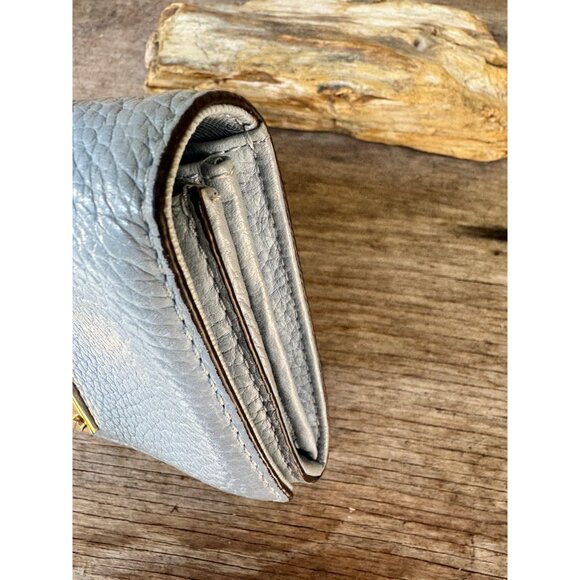 Michael Kors powder blue wallet - Picture 10 of 10